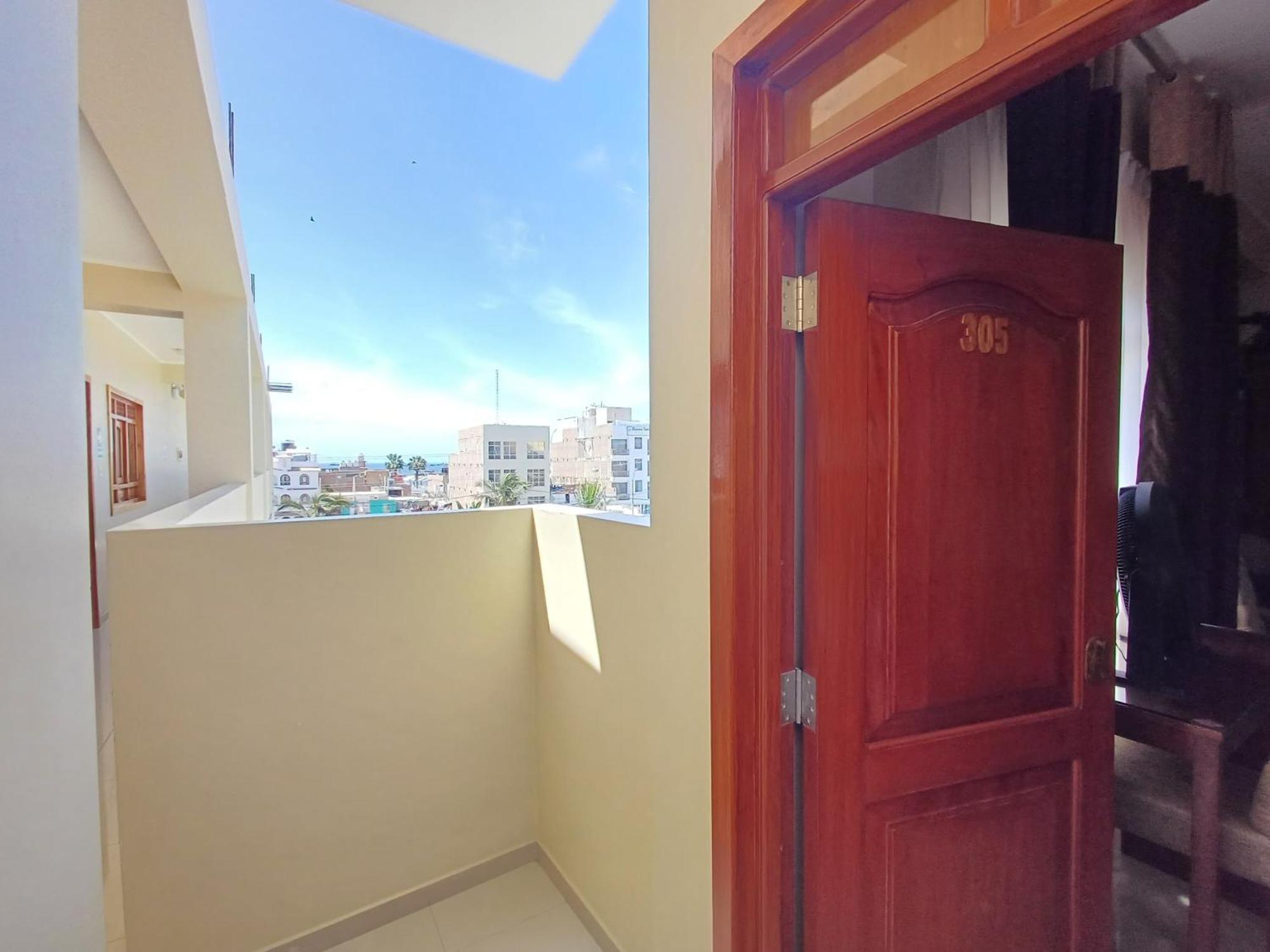 Arena Hostal باراكاس المظهر الخارجي الصورة