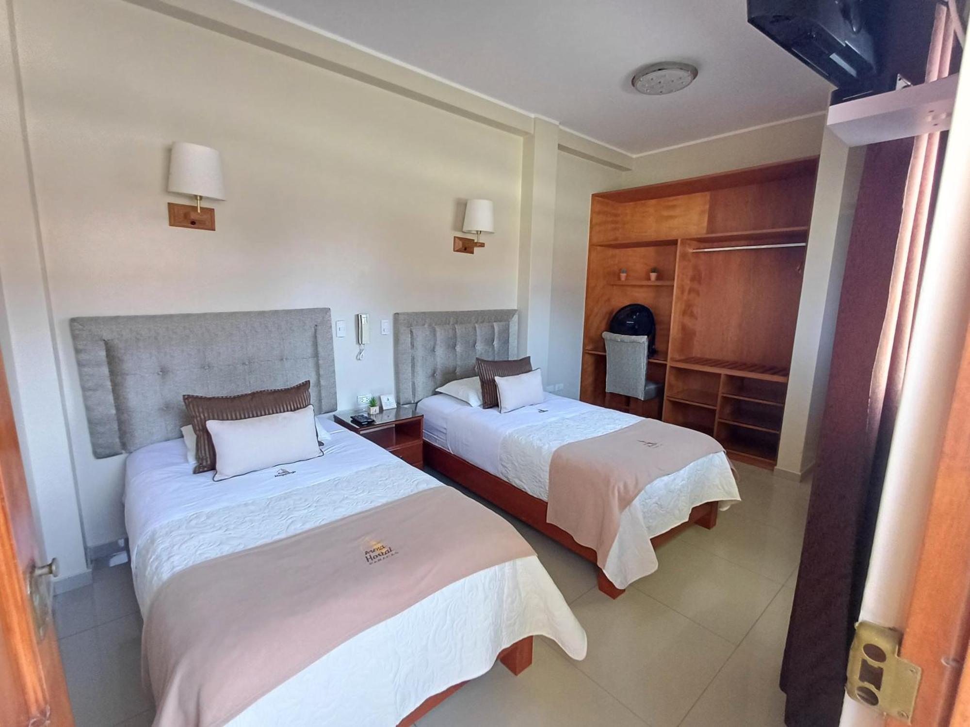 Arena Hostal باراكاس المظهر الخارجي الصورة
